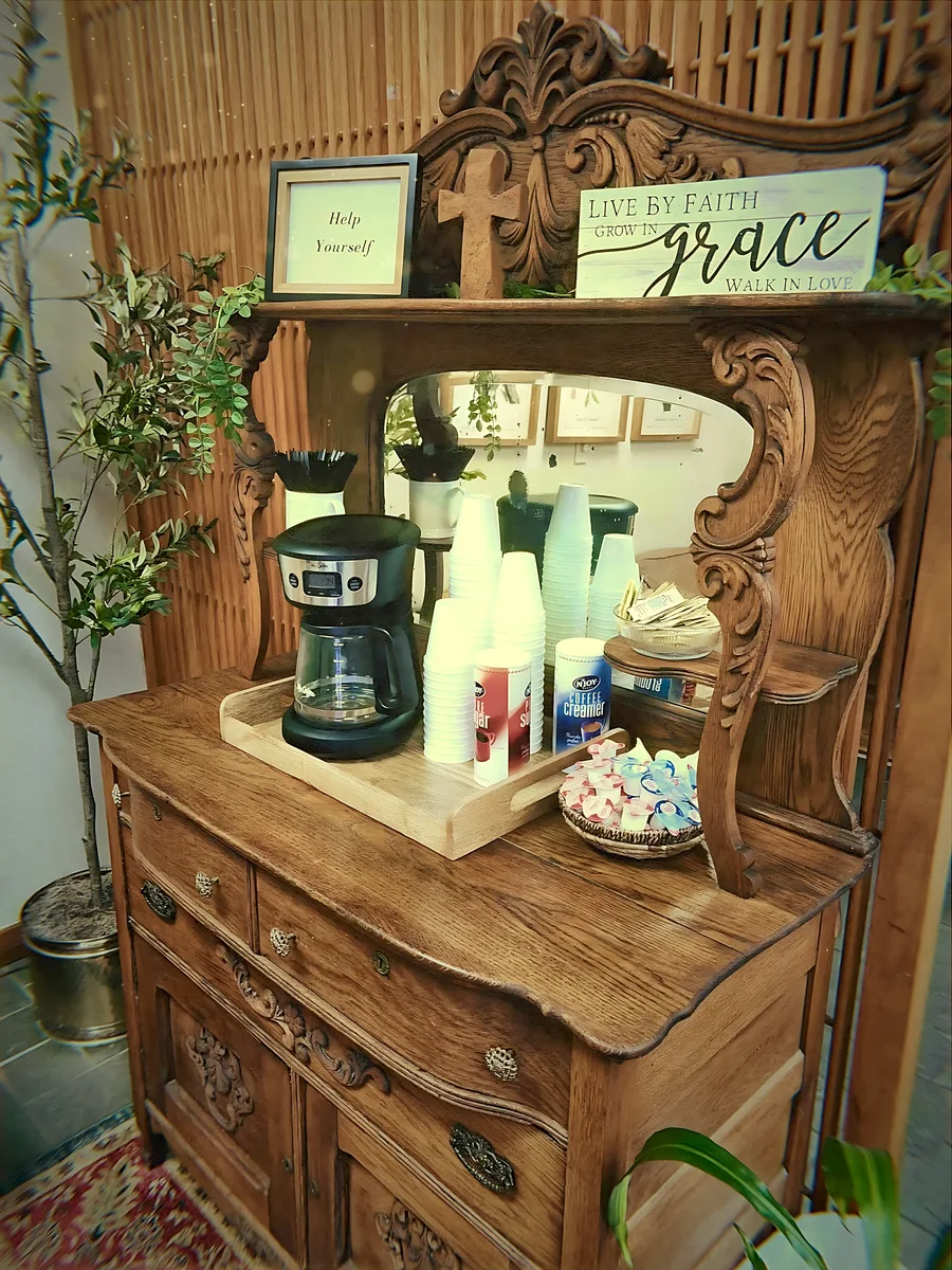 The coffee bar in the Grace Wellness lobby